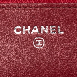 مملوكة مسبقًا Chanel Red Quilted Patent Leather Brilliant WOC Clutch Bag