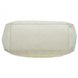 Pre Owned Chanel Off White Quilted Caviar Grand Shopping Tote