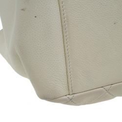 Pre Owned Chanel Off White Quilted Caviar Grand Shopping Tote