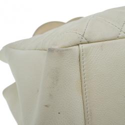 Pre Owned Chanel Off White Quilted Caviar Grand Shopping Tote