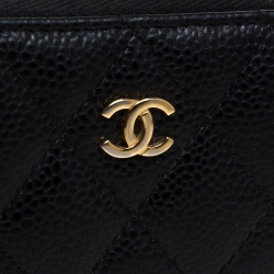 Pre Owned Chanel Black Quilted Leather Zipped Coin Purse
