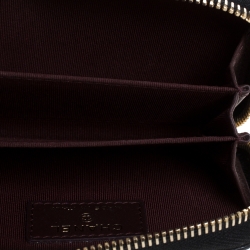 Pre Owned Chanel Black Quilted Leather Zipped Coin Purse