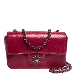مملوكة مسبقًا Chanel Fuchsia Python Small Classic Single Flap Bag
