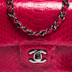 مملوكة مسبقًا Chanel Fuchsia Python Small Classic Single Flap Bag