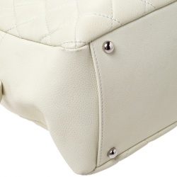 Pre Owned Chanel Cream Quilted Caviar Leather Petite Timeless Shopper Tote
