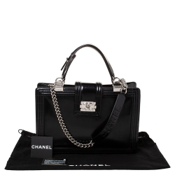 Pre Owned حقيبة يد شانيل "شوبر بوي" كبيرة جلد لامع أسود