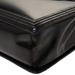 Pre Owned حقيبة يد شانيل "شوبر بوي" كبيرة جلد لامع أسود