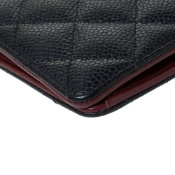 مملوكة مسبقًا Chanel Black Quilted Caviar Leather L Yen Continental Wallet