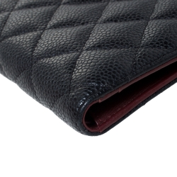 مملوكة مسبقًا Chanel Black Quilted Caviar Leather L Yen Continental Wallet