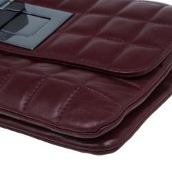 Pre Owned حقيبة شانيل شوكليت بار مادموزيل جلد أحمر بقلاب