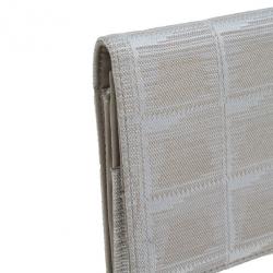 Pre Owned Chanel Beige Travel Line Continental Wallet