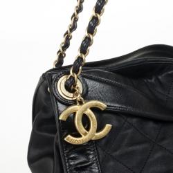 Pre Owned Chanel Black Lambskin Large Rue de Cambon Tote Bag