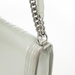 مملوكة مسبقًا Chanel Large Quilted Boy Flap Bag