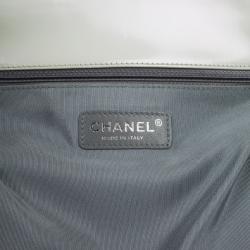 مملوكة مسبقًا Chanel Large Quilted Boy Flap Bag