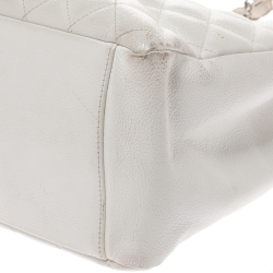 Pre Owned Chanel White Quilted Caviar Leather Grand Shopper Tote