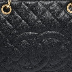 مملوكة مسبقًا حقيبة شانيل غراند شوبنغ جلد كافيار أسود مبطن