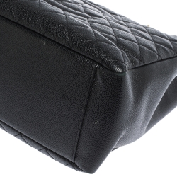 مملوكة مسبقًا حقيبة شانيل غراند شوبنغ جلد كافيار أسود مبطن