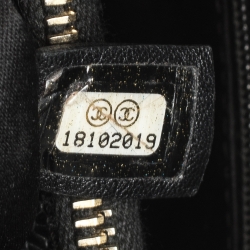 مملوكة مسبقًا حقيبة شانيل غراند شوبنغ جلد كافيار أسود مبطن