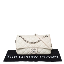 Pre Owned Chanel White Caviar Leather Easy Medium Flap Shoulder Bag