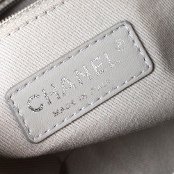 Pre Owned Chanel White Caviar Leather Easy Medium Flap Shoulder Bag