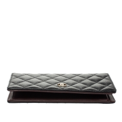 مملوكة مسبقًا Chanel Black Quilted Caviar Leather L Yen Continental Wallet