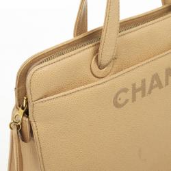 مملوكة مسبقًا Chanel Beige Logo Tote