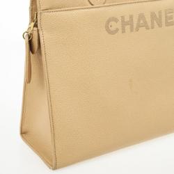 مملوكة مسبقًا Chanel Beige Logo Tote