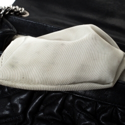 مملوكة مسبقًا Chanel Black Quilted Leather CC Flap Chain Around Bag