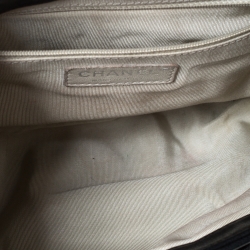 مملوكة مسبقًا Chanel Black Quilted Leather CC Flap Chain Around Bag