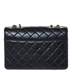 مملوكة مسبقًا Chanel Black Quilted Leather Beauty Lock Flap Bag