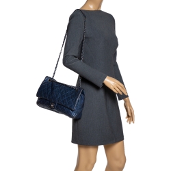 Pre Owned Chanel Metallic Blue Caviar Leather Easy Flap Bag