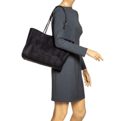Pre Owned Chanel Black Straw and Leather Small Deauville Shopper Tote