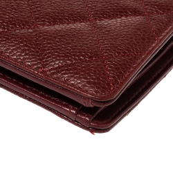 Pre Owned Chanel Burgundy Quilted Caviar Leather L Yen Continental Wallet