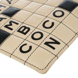 مملوكة مسبقًا حقيبة شانيل كروس وورد بازل بوكيت جلد خروف أحمر وأسود