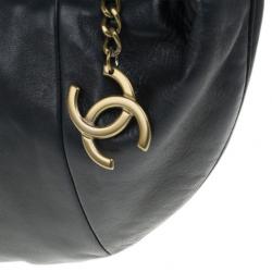 Pre Owned Chanel Black Leather Soft Charm Hobo Bag
