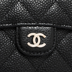 مملوكة مسبق ًا Chanel Black Quilted Caviar Leather Trifold Wallet