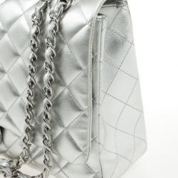 Pre Owned Chanel Silver Lambskin Maxi Flap