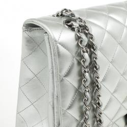 Pre Owned Chanel Silver Lambskin Maxi Flap