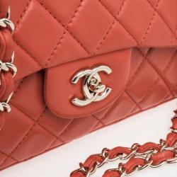 مملوكة مسبقًا Chanel Maxi Orange Lambskin Classic Flap Bag