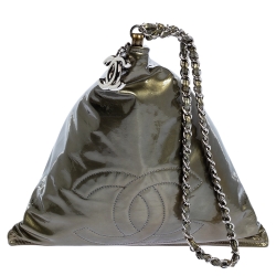 chanel triangle bag