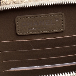 مملوكة مسبقًا Chanel Beige Shimmer Python Zip Around Square Chain Bag