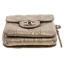 مملوكة مسبقًا Chanel Beige Shimmer Python Zip Around Square Chain Bag