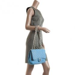 مملوكة مسبقًا Chanel Blue Jersey Classic Double Flap Bag
