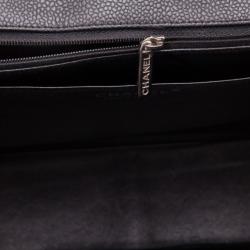 Pre Owned Chanel Black Caviar Jumbo Classic Flap Bag