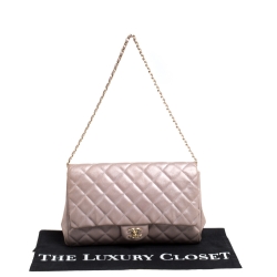 مملوكة مسبقًا Chanel Light Lilac Shimmer Nubuck Leather Classic Single Flap Bag