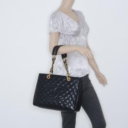 مملوكة مسبقًا Chanel Black Quilted Caviar Leather Grand XL Shopping Tote