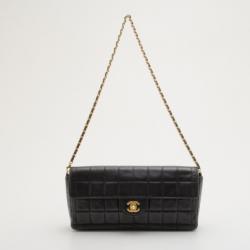 Pre Owned Chanel Black Chocolate Bar Quilted East West Flap Bag