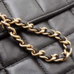 Pre Owned Chanel Black Chocolate Bar Quilted East West Flap Bag