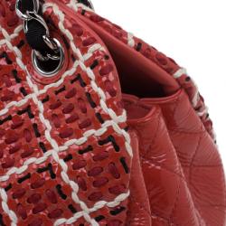 مملوكة مسبقًا Chanel Red & Black Patent Mademoiselle Bowling Bag