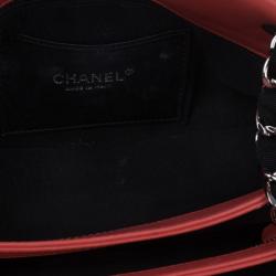 مملوكة مسبقًا Chanel Red & Black Patent Mademoiselle Bowling Bag